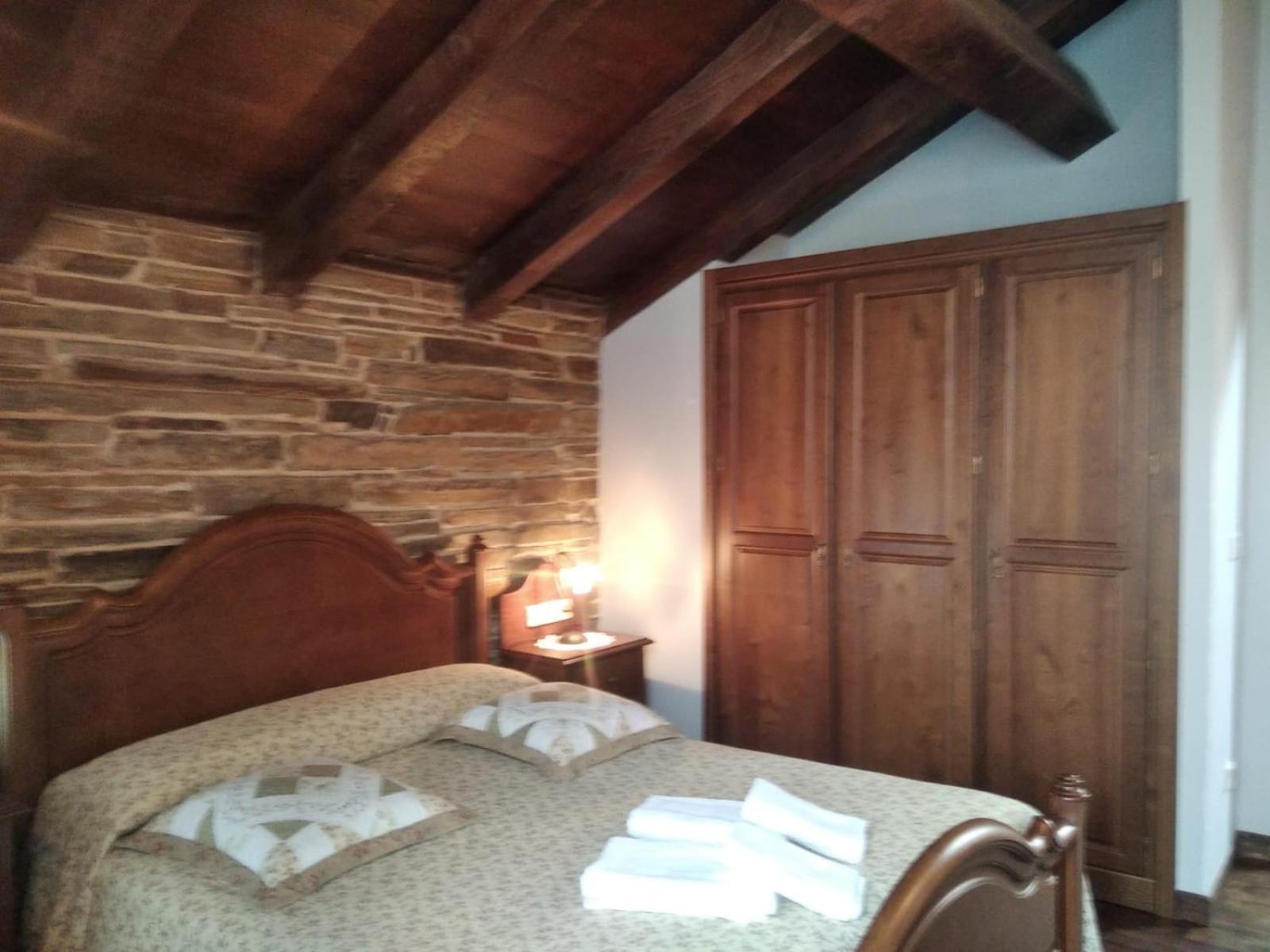 La Posada De Oscos ซานตาเอวลาเลีย เด โอสโกส ภายนอก รูปภาพ
